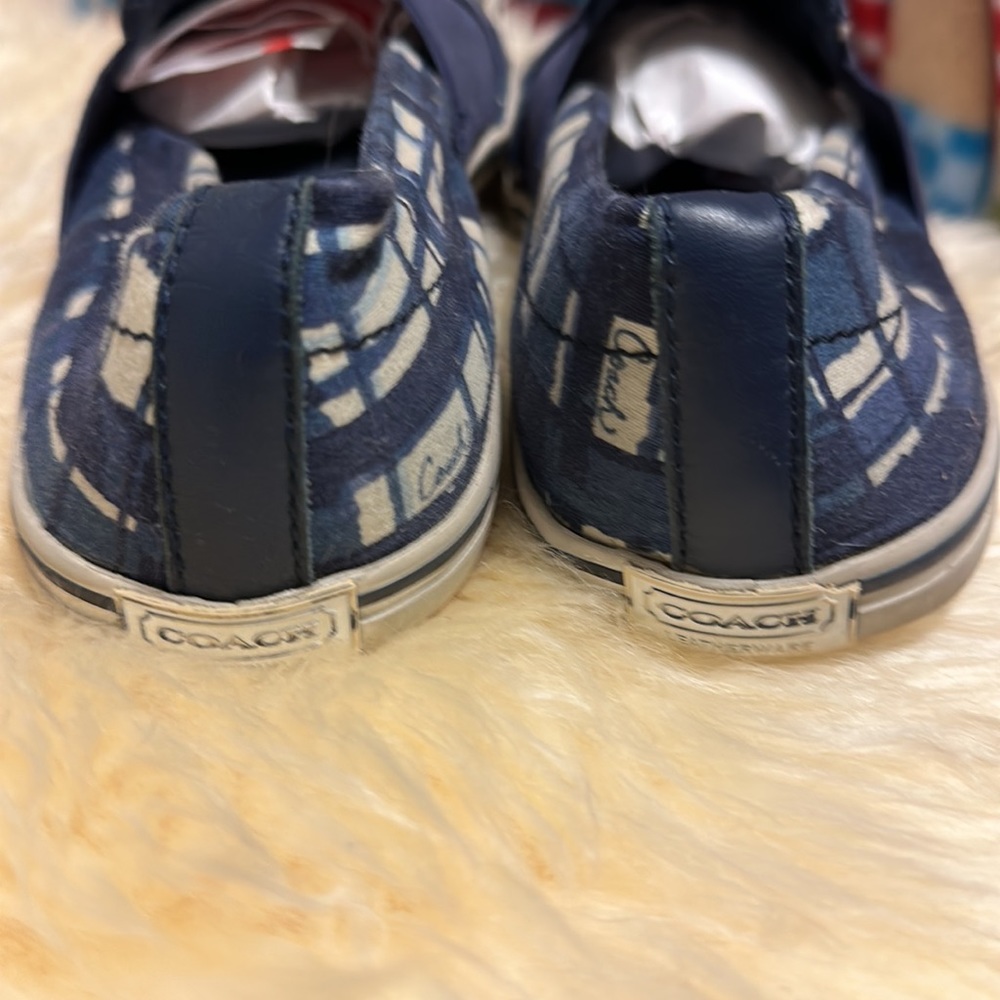 Coach Shoes - Picture 3 of 4